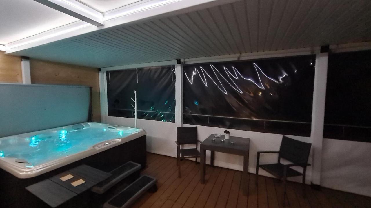 Apartament - Jacuzzi Rzeszów Exterior foto